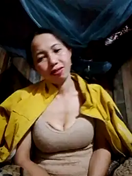 TRIEUTRIEU20 online show from October 28, 2025, 2:31 pm