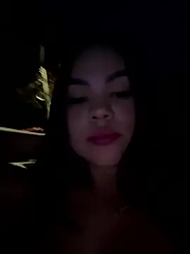 Snapshot of amber_white15 chatting on January 7, 2026, 4:04 am amber white15 online show from January 7, 2026, 4:04 am