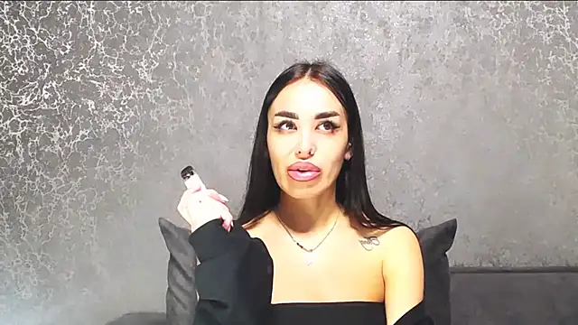 velvetveyraX online show from March 31, 2026, 5:02 pm