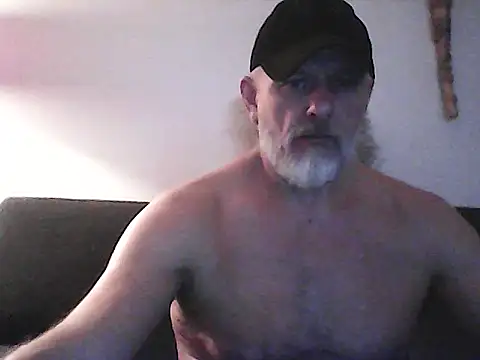 Snapshot of BroBators chatting on May 13, 2026, 10:17 pm BroBators online show from May 13, 2026, 10:17 pm