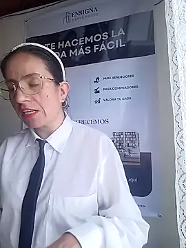 Valentina--1 online show from January 9, 2026, 3:04 pm