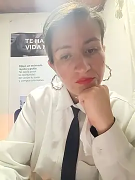 Valentina--1 online show from June 4, 2026, 10:21 am