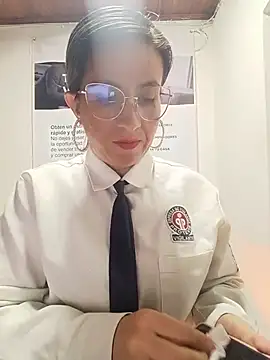 Valentina--1 online show from June 19, 2026, 10:19 am