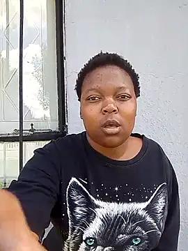 FUNBOOTYXX online show from February 2, 2026, 1:21 pm