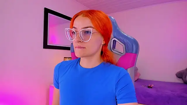 celeste blazze  online show from March 19, 2026, 2:54 pm