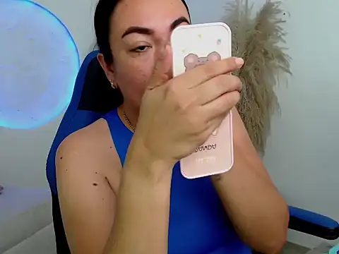 Yadis hot online show from January 18, 2026, 10:57 pm