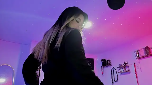 AshGraven online show from February 18, 2026, 3:24 am