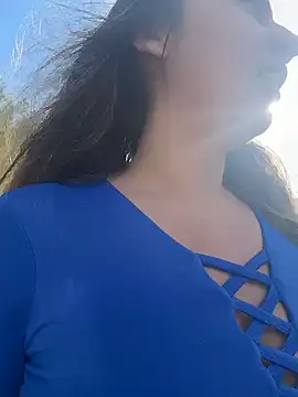 sarah honey   online show from November 4, 2025, 12:59 pm