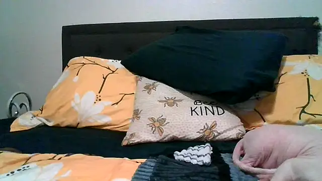 jayjj1983 online show from February 9, 2026, 3:54 am