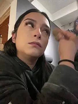 Kloe Novoa online show from January 7, 2026, 1:24 pm