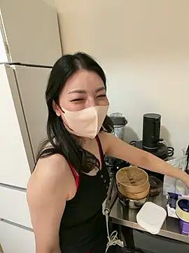 akimix xoxo online show from February 11, 2026, 2:44 pm