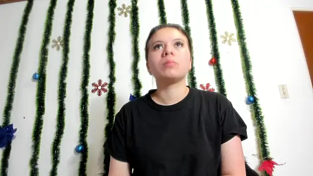 Vanessa Martinz online show from December 21, 2025, 12:23 pm