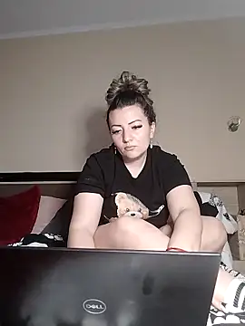 Snapshot of Gabrielaalialiali chatting on March 13, 2026, 5:47 am Gabrielaalialiali online show from March 13, 2026, 5:47 am