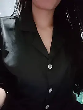 Snapshot of ezabel- chatting on June 6, 2026, 1:49 pm ezabel- online show from June 6, 2026, 1:49 pm