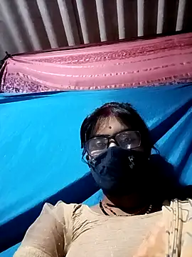 Janvi babby online show from October 29, 2025, 4:42 pm