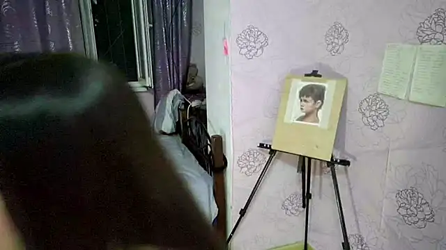 Snapshot of LumiHeart chatting on October 30, 2025, 4:19 pm LumiHeart online show from October 30, 2025, 4:19 pm