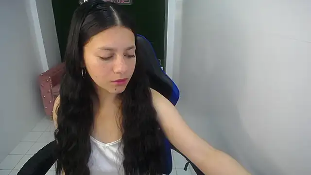 velvetvixen t online show from October 27, 2025, 12:31 pm