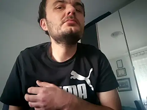 domymatteo69 online show from October 31, 2025, 3:02 pm