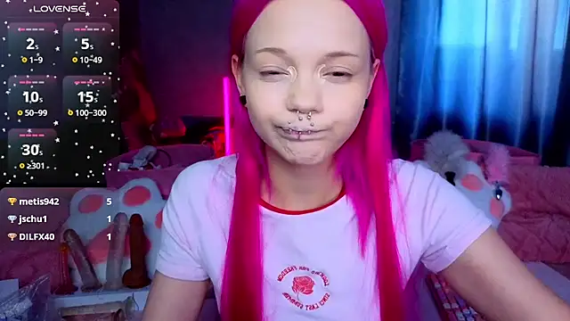 KittieHeart online show from July 30, 2026, 4:55 am