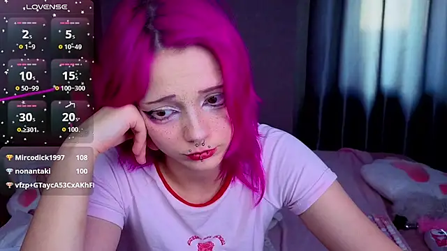 KittieHeart online show from August 9, 2026, 3:28 pm