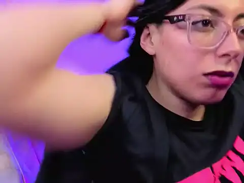 zylla storn online show from February 15, 2026, 3:14 am