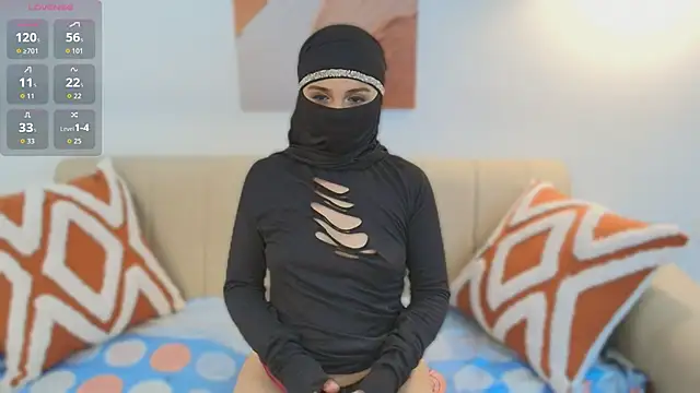 Snapshot of Lailaa_lush chatting on November 1, 2025, 7:32 am Lailaa lush online show from November 1, 2025, 7:32 am