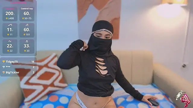 Snapshot of Lailaa_lush chatting on November 22, 2025, 7:18 am Lailaa lush online show from November 22, 2025, 7:18 am