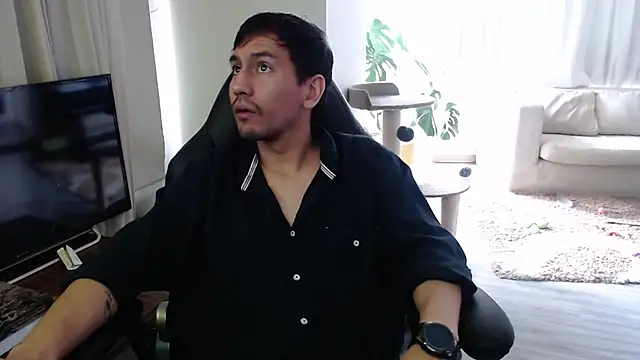 cowboy co online show from October 30, 2025, 2:51 pm