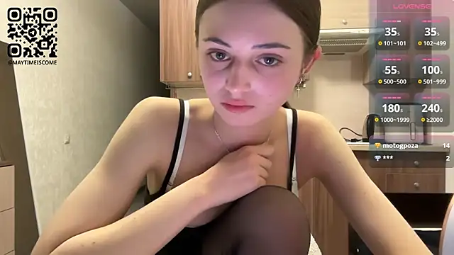 Snapshot of AidaGloshen chatting on April 17, 2026, 4:10 pm AidaGloshen online show from April 17, 2026, 4:10 pm