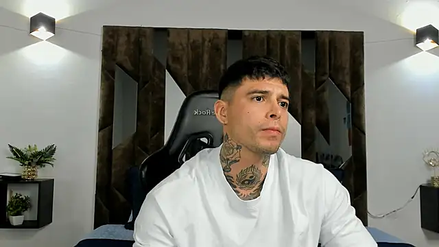 MATEO DILUCA online show from January 8, 2026, 9:06 pm