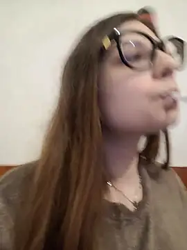 sweetbabygirlforyou online show from December 4, 2025, 8:12 am