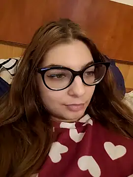 sweetbabygirlforyou online show from June 2, 2026, 3:14 pm