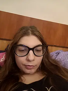 sweetbabygirlforyou online show from June 17, 2026, 4:26 am
