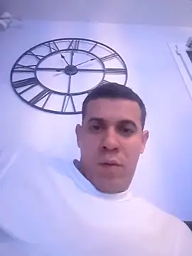 Snapshot of Xx_rvs_xX chatting on October 25, 2025, 9:09 pm Xx rvs xX online show from October 25, 2025, 9:09 pm