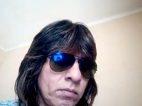 Robbie 78 online show from March 9, 2026, 6:12 pm