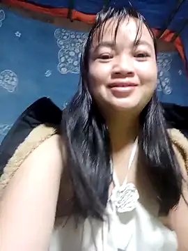 Snapshot of Noelle-e chatting on February 9, 2026, 11:09 pm Noelle-e online show from February 9, 2026, 11:09 pm