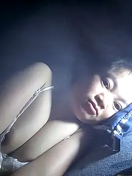 Snapshot of Noelle-e chatting on February 20, 2026, 10:43 pm Noelle-e online show from February 20, 2026, 10:43 pm