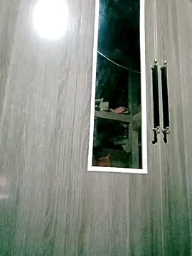 Snapshot of Noelle-e chatting on February 22, 2026, 11:20 am Noelle-e online show from February 22, 2026, 11:20 am