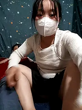 Snapshot of Phoena-a chatting on February 17, 2026, 5:04 am Phoena-a online show from February 17, 2026, 5:04 am