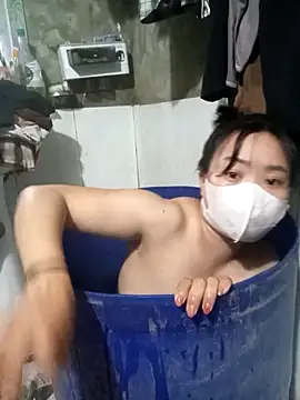 Snapshot of Phoena-a chatting on February 22, 2026, 12:58 pm Phoena-a online show from February 22, 2026, 12:58 pm