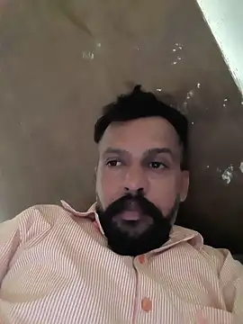 Hot-boss15 online show from May 12, 2026, 6:32 am