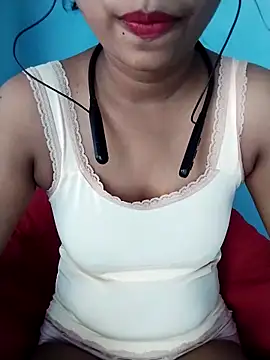 Snapshot of cute_mahi07 chatting on October 28, 2025, 7:34 am cute mahi07 online show from October 28, 2025, 7:34 am