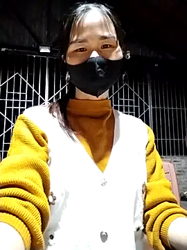 Donatella28 online show from February 13, 2026, 3:52 pm