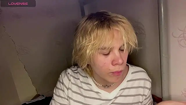 Snapshot of nikolasbucks chatting on February 16, 2026, 8:49 pm nikolasbucks online show from February 16, 2026, 8:49 pm