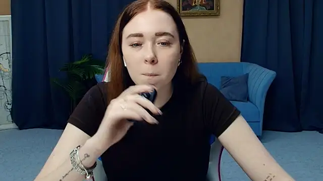 Snapshot of AddieOsler chatting on March 7, 2026, 8:06 pm AddieOsler online show from March 7, 2026, 8:06 pm