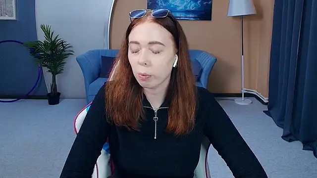 AddieOsler online show from June 22, 2026, 7:44 pm