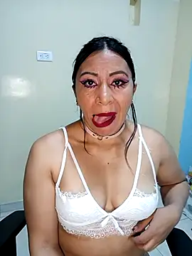 Esmeralda 546 online show from November 7, 2025, 7:58 pm