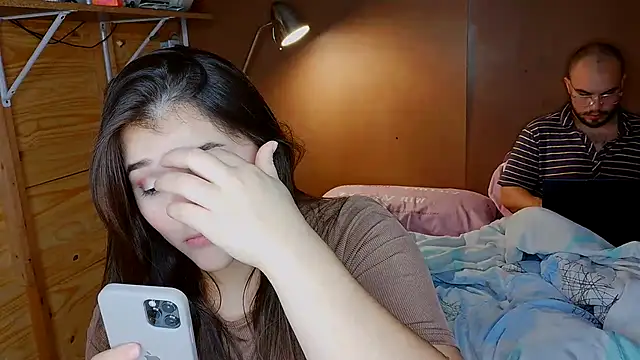 Snapshot of angietubebe chatting on April 8, 2026, 1:38 am angietubebe online show from April 8, 2026, 1:38 am