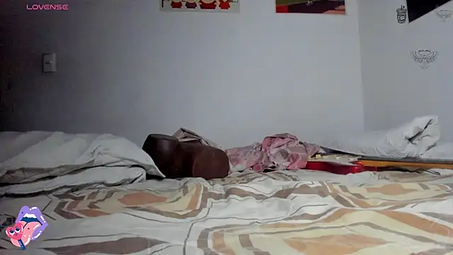 ghostwomaan online show from May 11, 2026, 3:51 pm