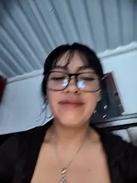 mangodizzy online show from November 16, 2025, 7:25 am